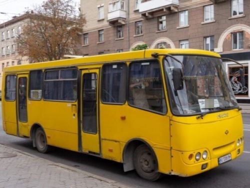У Тернополі відновили автобусні рейси до дач на Львівському шосе