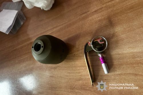 У Тернополі в 20-річного іноземця виявили бойову гранату (фото)