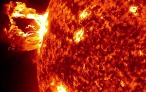 «Пухнасте» Сонце: космічний апарат зняв вражаюче відео нашої зірки