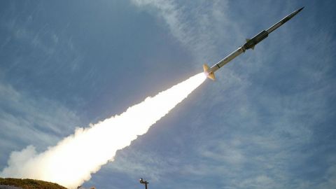 "Стає очевидним": Романенко пояснив, для чого насправді армія Росії запускає ракети "Циркон"