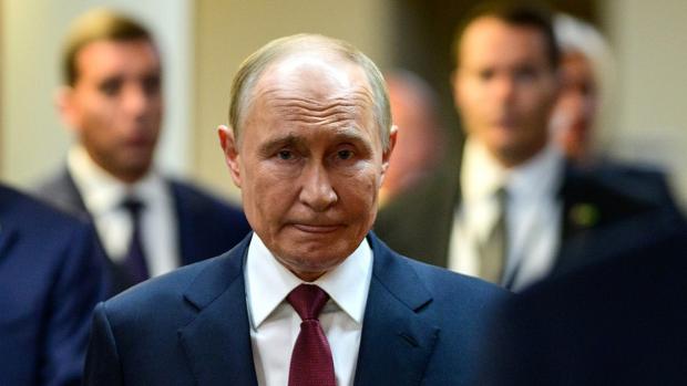 "Ефект Брежнєва": Рейтинг Путіна під тиском - у Москві заговорили про політичну кризу