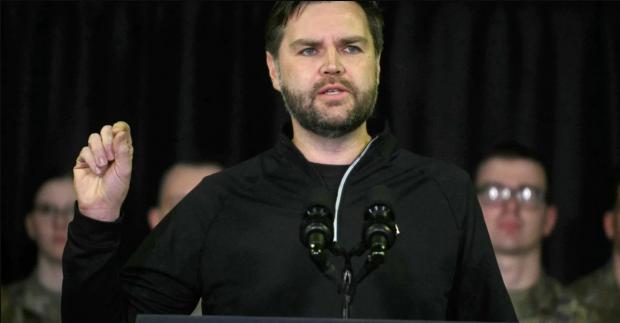 "Завезли третій світ": Джей Ді Венс побачив спадщину правління ліваків у протестних погромах по Франції