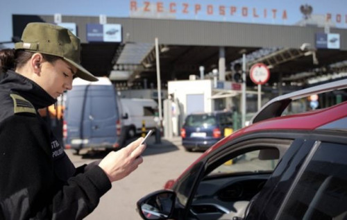 За що українцям випишуть штраф на кордоні з Польщею