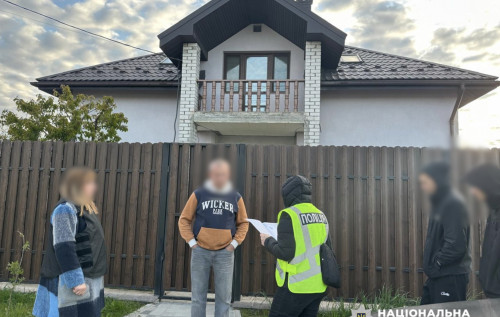 Поліція провела понад 40 обшуків у посадовців ТЦК: виявлено порушень майже на 100 млн грн. ФОТО