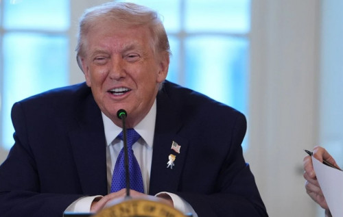 США повністю знищили армію Ірану, включно з флотом і ВПС, - Трамп