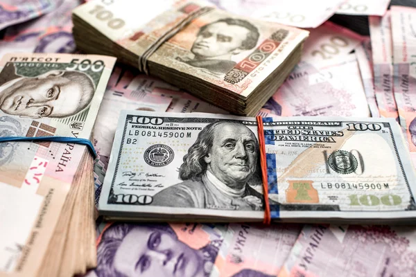 На українців чекає нова реальність: Банкір розкрив, що буде з курсом долара у серпні