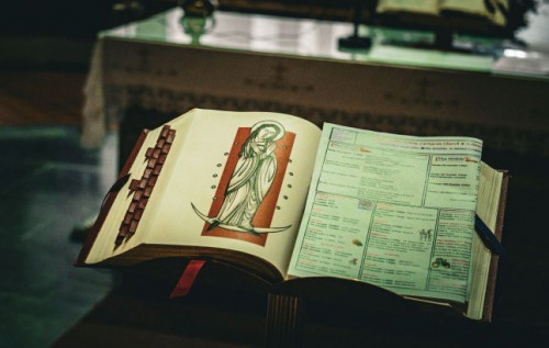 Прибульці замість Бога? Вчений запропонував нове прочитання Біблії