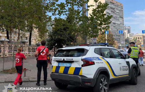 Росіяни намагаються паралізувати Київ, запускаючи невелику кількість реактивних БПЛА хвилями — ЦПД