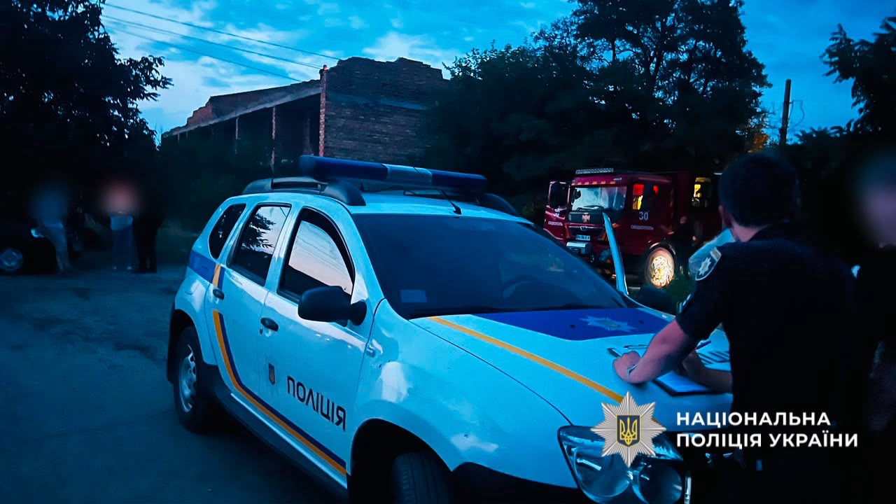 В Овідіополі на 14-річного хлопця впала цеглина: підліток загинув