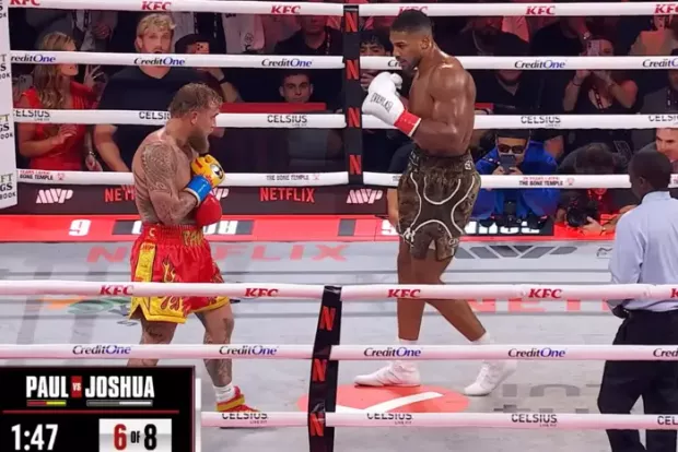 Американець довго не зможе тренуватися: Ентоні Джошуа зламав щелепу блогеру Джейку Полу під час поєдинку (відео)
