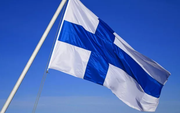 Перевищив швидкість на кільцевій розв'язці: У Фінляндії з'їхав у кювет український автобус з пасажирами