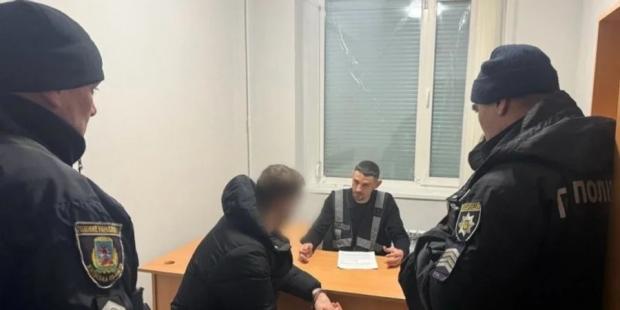 "Велика пані" не хотіла пропустити: Кримінальний авторитет викрав та катував чоловіка, бо той посигналив його співмешканці на дорозі