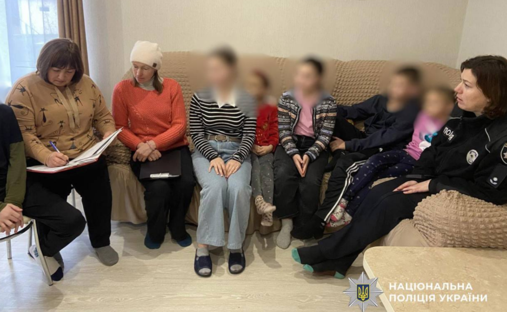 Поліція та соціальні служби перевірили понад 20 родин у трьох громадах Білгород-Дністровського району