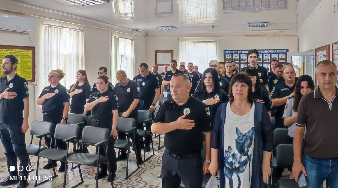 Поліцейських Бессарабської громади нагородили заохочувальними відзнаками з нагоди Дня Національної поліції України