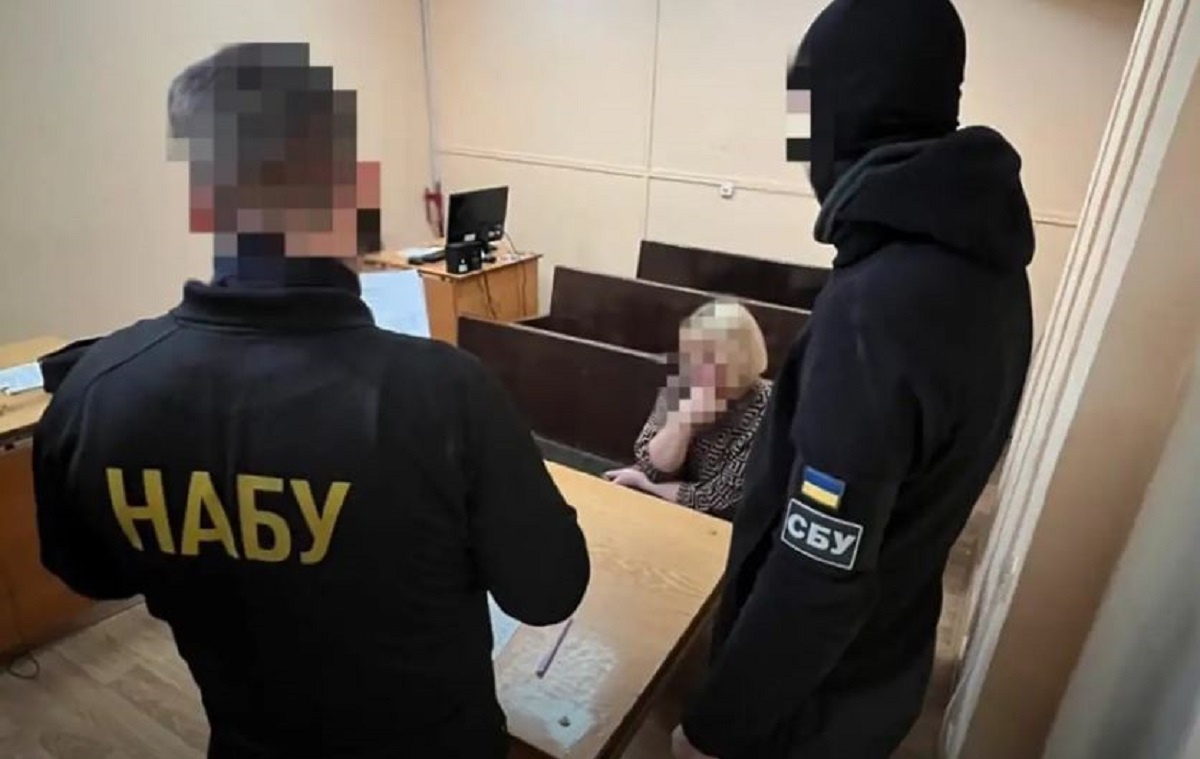 Зловживав правами дітей: суддю з Одещини звільнили через корупційну схему для ухилянтів