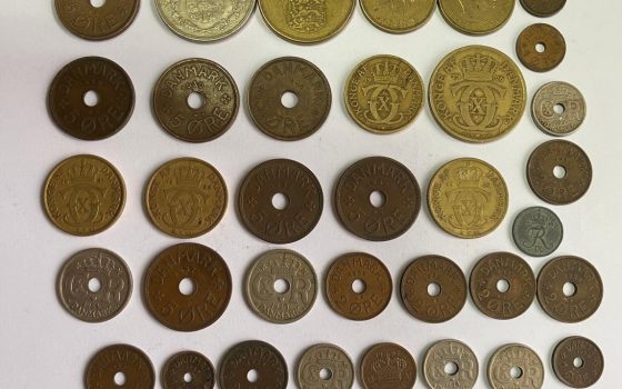Посилка з Ізраїлю: одеські митники вилучили колекцію монет з 85 країн світу, що налічує понад 2 тис. автентичних екземплярів (фото)