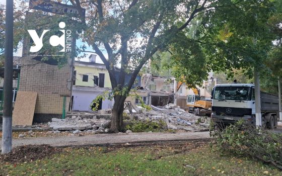 В Одесі зносять будівлю дитсадка, пошкодженого під час дронової атаки рф (фото)