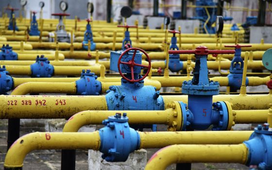 Розкішне життя замість соціальних гарантій: керівники профспілок газової галузі розтратили понад 14,5 млн (відео)