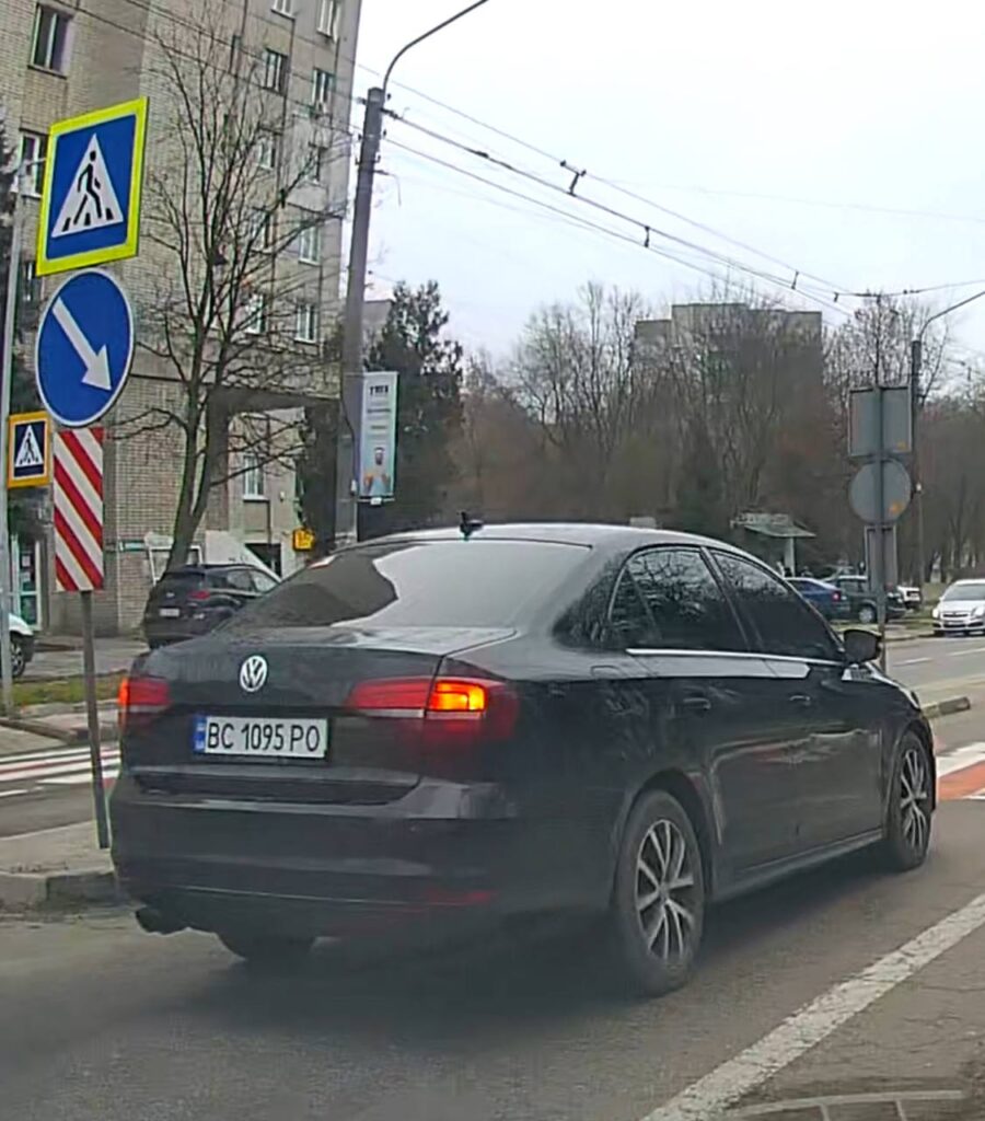 У Львові водій не пропустив жінку на переході