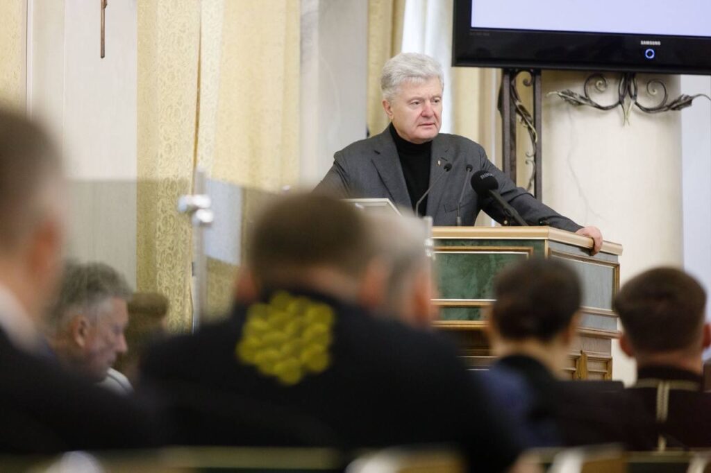 Петро Порошенко виступив перед депутатами Львівської облради