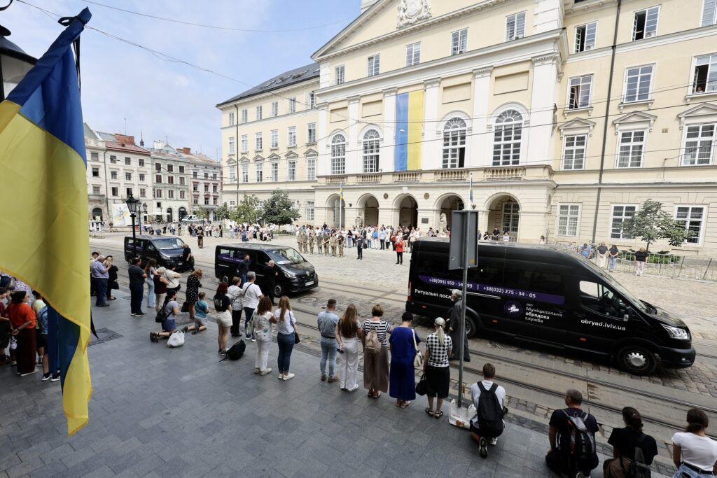 Львів попрощається із захисником, який помер під час навчання