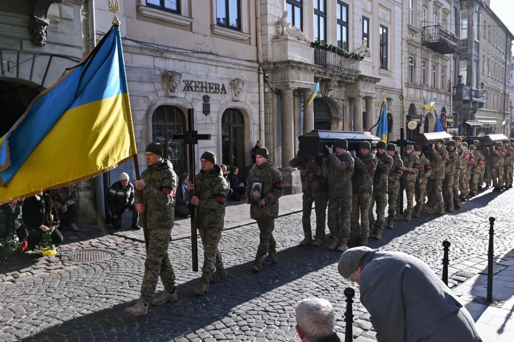 Львівщина попрощалась із чотирма захисниками