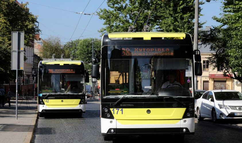 У Львові відбувся парад тролейбусів (ВІДЕО)