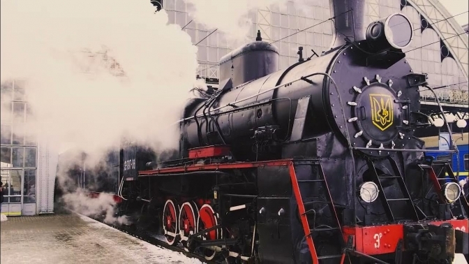 У Львові на свято Миколая вирушить святковий ретро-поїзд для дітей