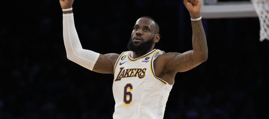 Леброн Джеймс встановив історичний рекорд НБА: божевільне досягнення легенди баскетбола