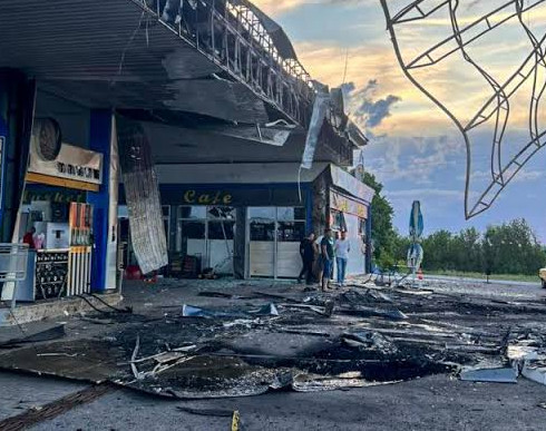 Після сотень атак: Мінфін шукає спосіб страхувати АЗС від воєнних ризиків