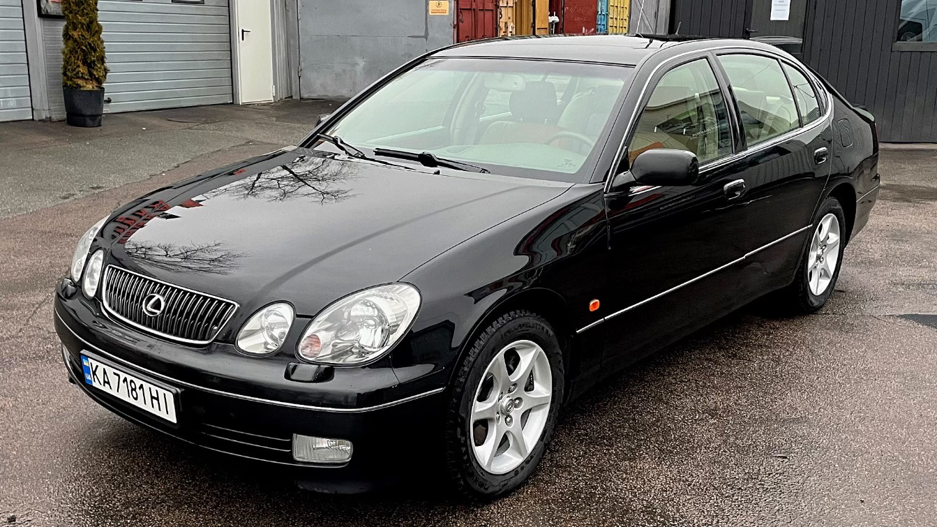 Збережений Lexus GS300 2004 року з пробігом – 87000 км виставили на продаж в Україні (фото)