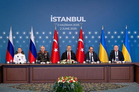 Війна, день 1195. Україна та рф провели переговори у Стамбулі, або нова "картинка дипломатії" для США від росіян