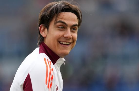 Рома ще не веде переговори про подовження контрактів Дібали та Пеллегріні