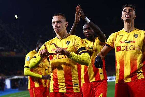 Дует "джокерів" Лечче відправив Пізу до зони вильоту Серії А