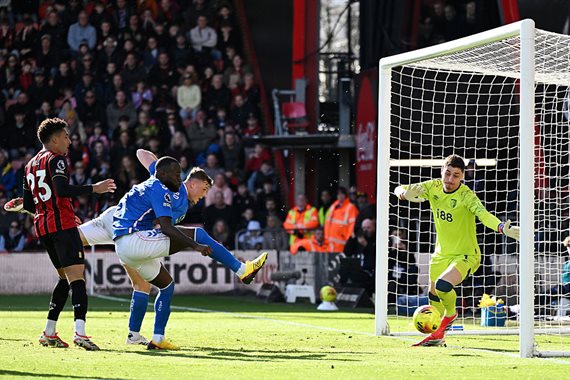 Еванілсон врятував нічию для Борнмута у матчі із Сандерлендом