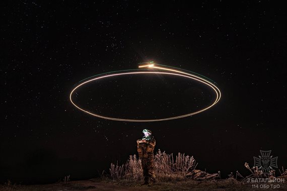 Війна, день 1486. Українські воїни за допомогою FPV-дрона збили російський вертоліт Ка-52 "Алігатор"