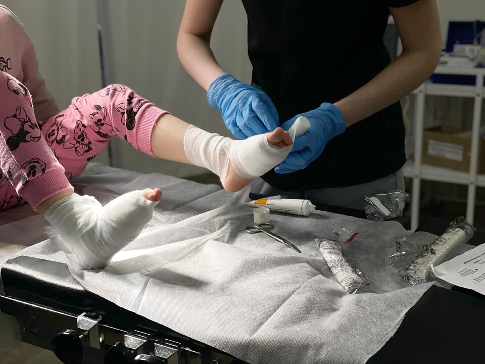 Отримала глибокий опік: у Львові медики допомогли маленькій дівчинці (ФОТО)
