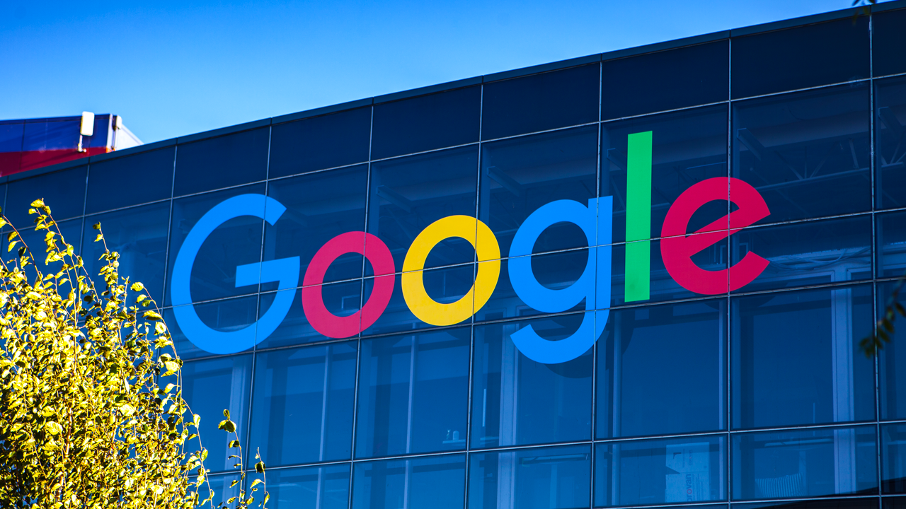 Google витратить понад $100 млрд на штучний інтелект