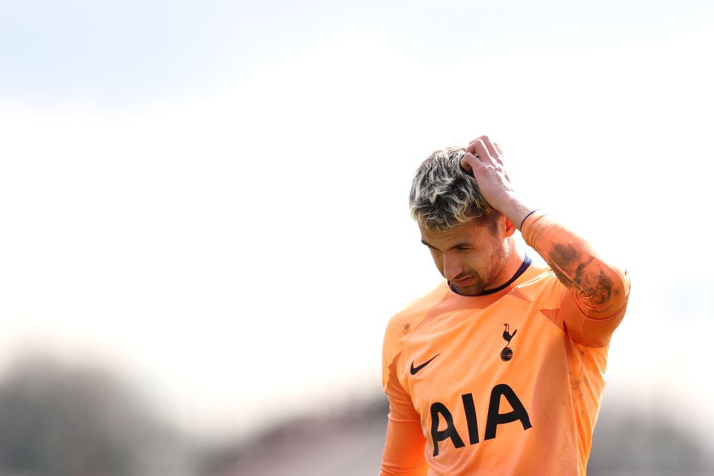 Ексголкіпер Тоттенгема Вайтмен оголосив про завершення кар’єри