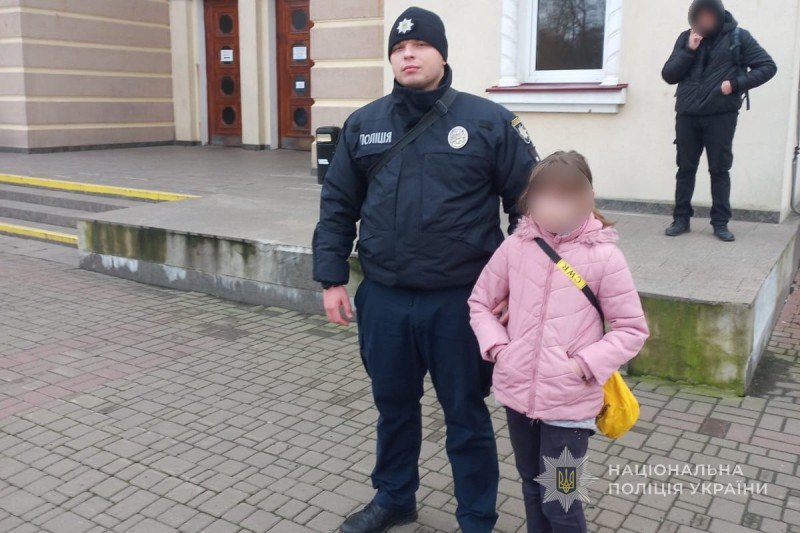 Конотопські поліцейські розшукали безвісти зниклу дитину