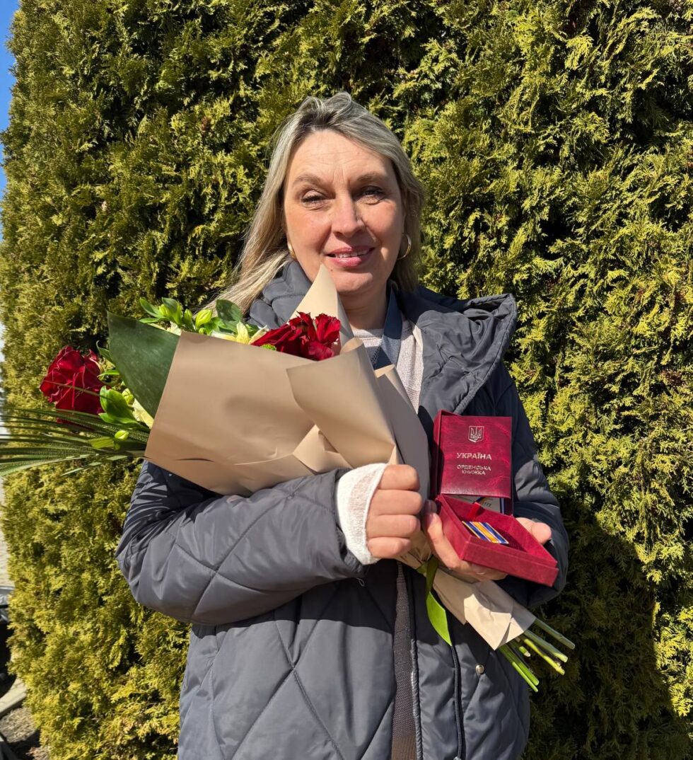 Орден «За мужність» для водійки тролейбуса: Людмила Стоцька отримала державну нагороду
