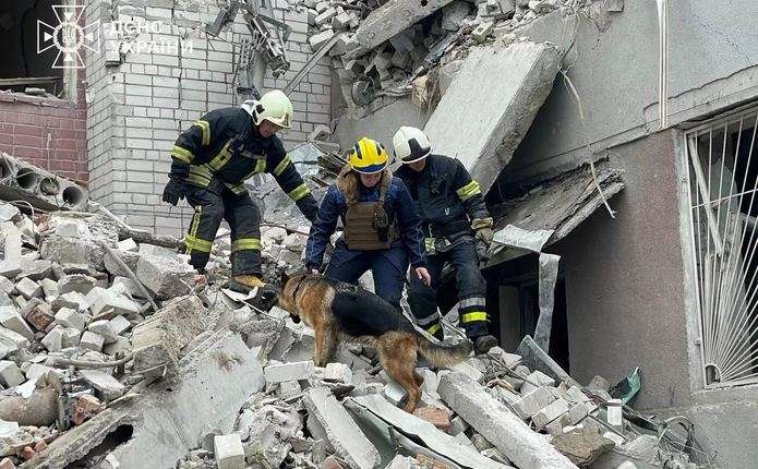 Пошуково-рятувальну операцію в Чернігові завершили: 18 загиблих