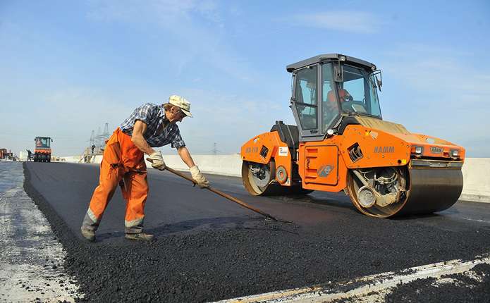 У Чернівцях через асфальтування переходу на два дні перекривають рух вулицею