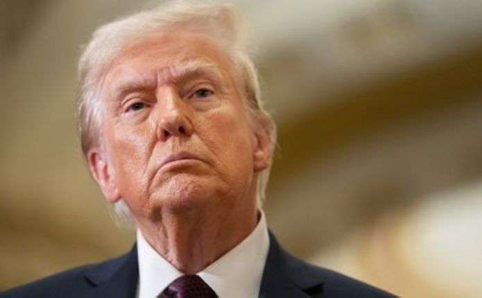 Трамп заявив, що Україні варто провести вибори: «можливо, Зеленський переміг би»