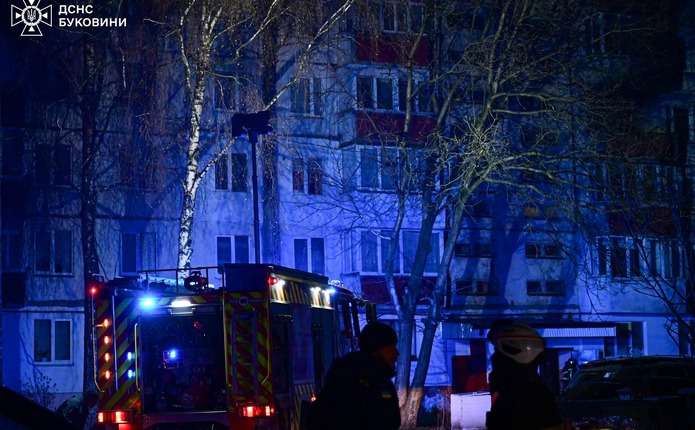 На балконі багатоповерхівки у Чернівцях згорів генератор