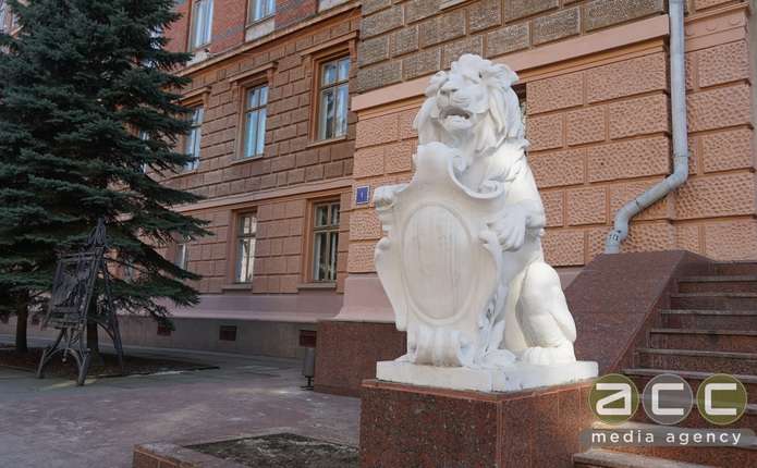 Чернівці, Сторожинець та Сокиряни - громади, які найбільше фінансують ЗСУ