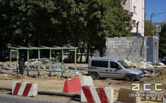 Медіа про підприємство, що ремонтує Головну у Чернівцях: основні підряди отримує на Донеччині