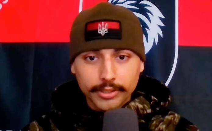 «На коліна, будь ласка»: американець, який ввічливо брав у полон росіян, пояснив, чому так робив