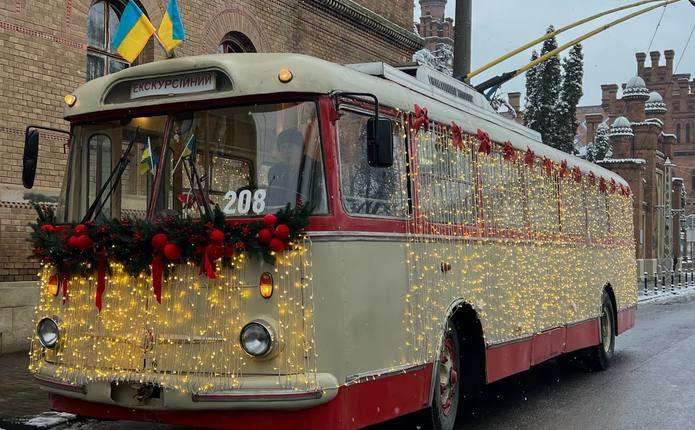 Різдвяний ретротролейбус курсуватиме на одному з маршрутів Чернівців