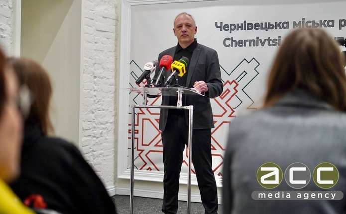 Ветеран Хаб у Чернівцях: мер розповів, які приміщення розглядають та про побудову нового простору